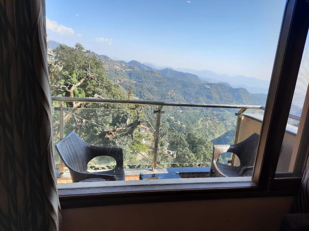 Hotel Basera 무소리에 외부 사진