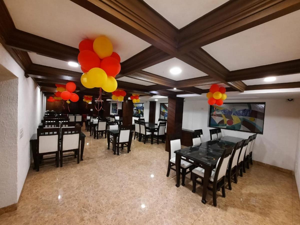 Hotel Basera 무소리에 외부 사진